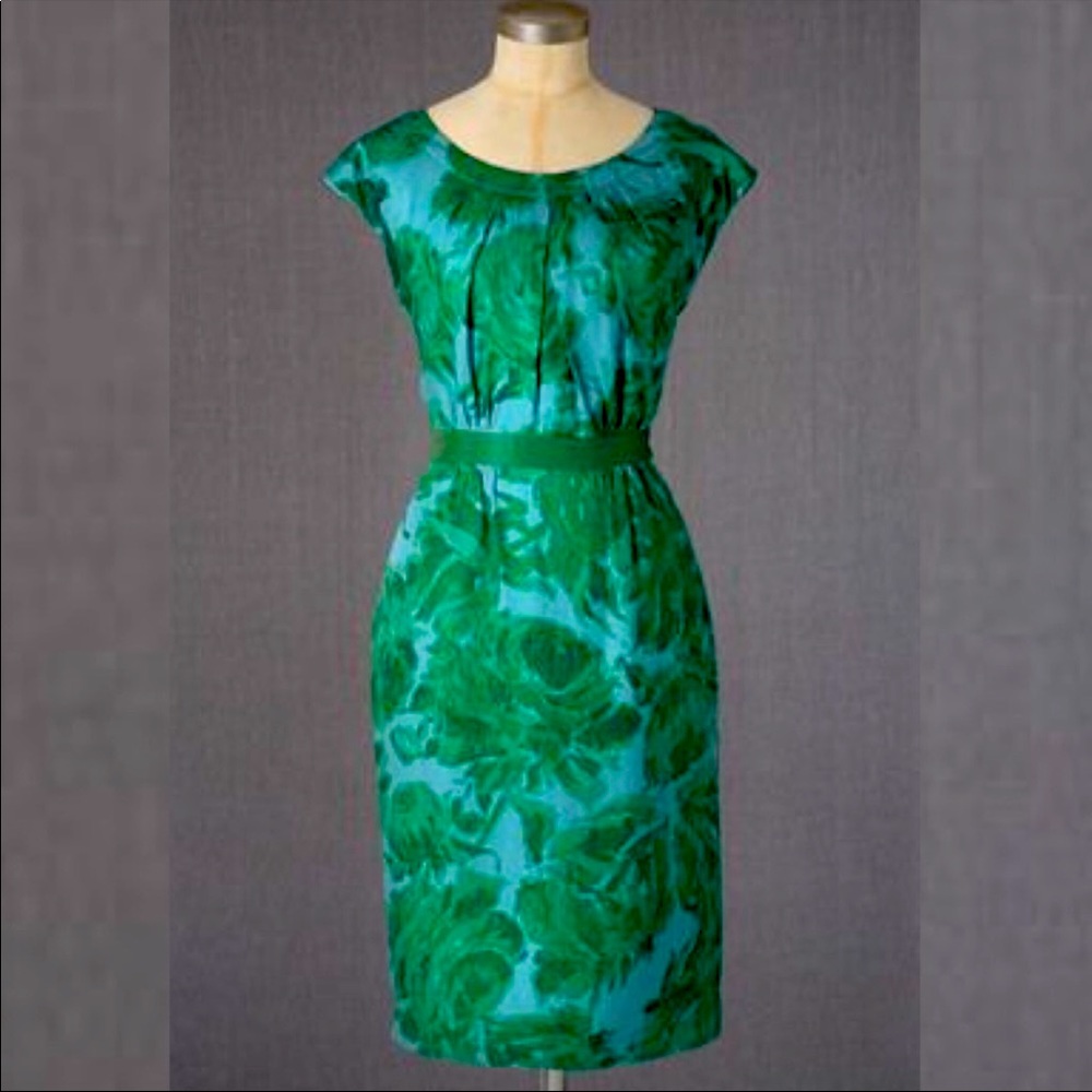 Boden Vanessa Vintage Rose floral sheath dress